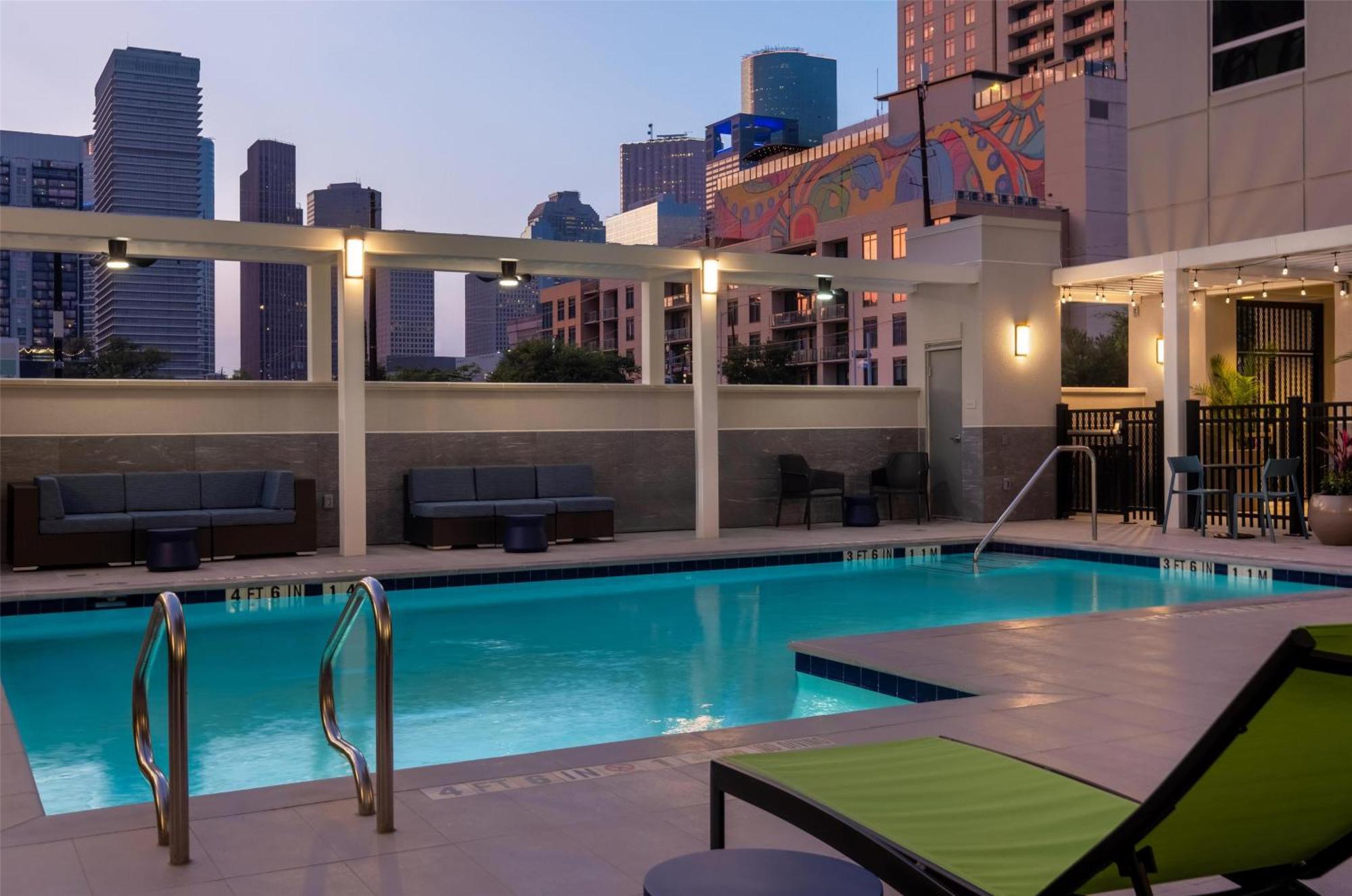 Home2 Suites By Hilton Houston Downtown Convention Center Exteriör bild